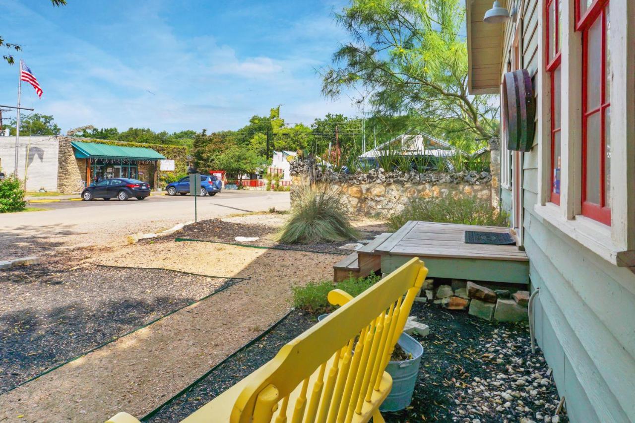 Bungalows On The Square- Unit 1 Wimberley Buitenkant foto